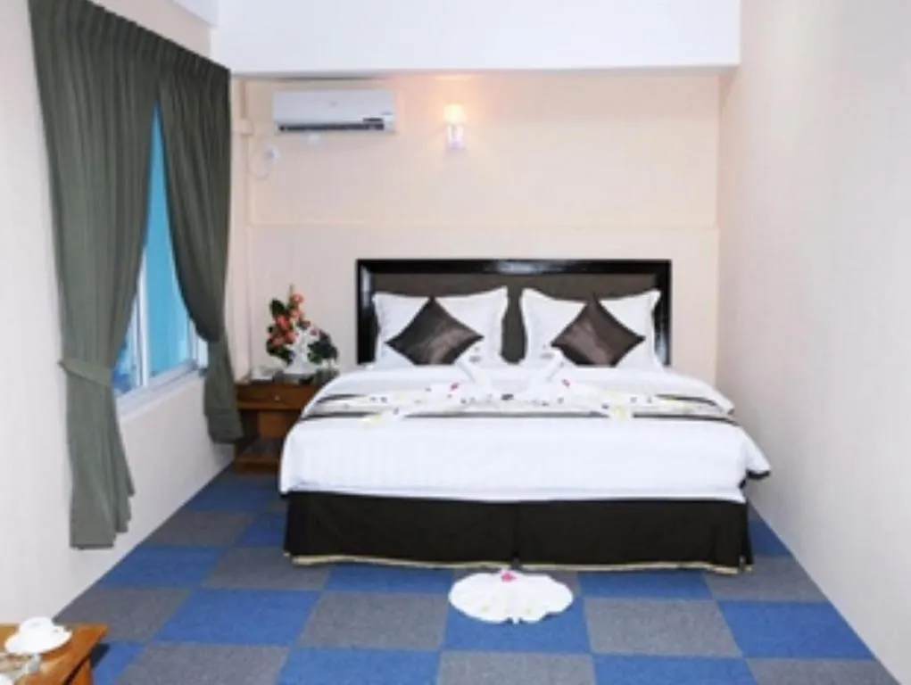 Hotel Bo Bo Min Yangon 2*,